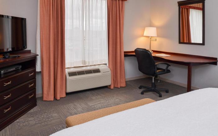 Hampton Inn and Suites Greenville