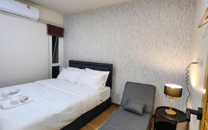 Gam-Hom Hostel เจริญนคร