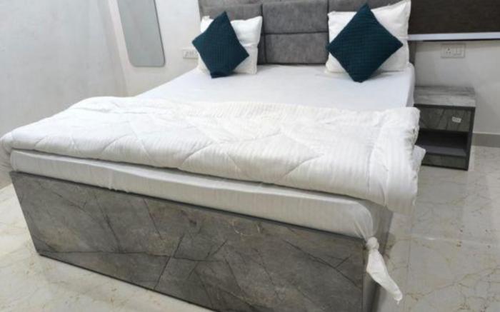 FabHotel Kashi - Banaras Railway Station