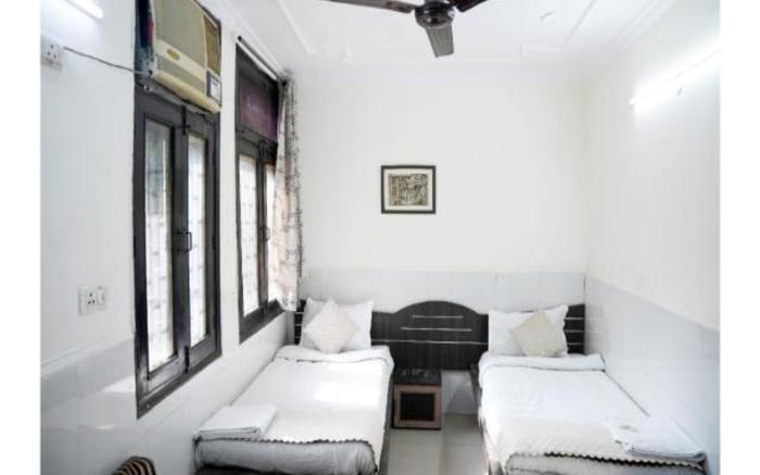 FabHotel Shiv Palace