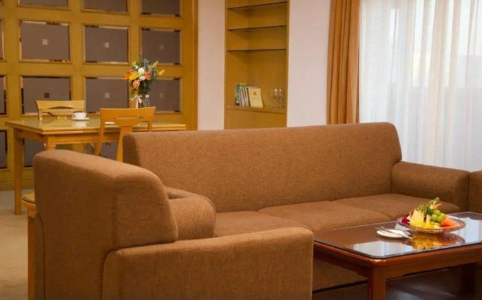 Foreign Experts Building