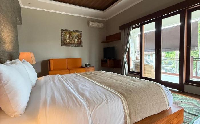 Villa Jiwanta by Maheswara