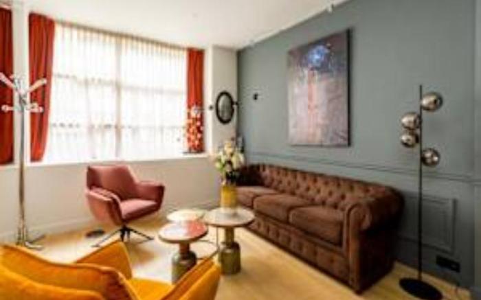 Place des Vosges, Apartment with Air Conditioning