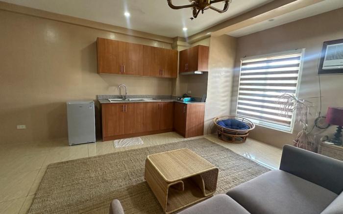 Spacious Studio Apartment with Kitchen 