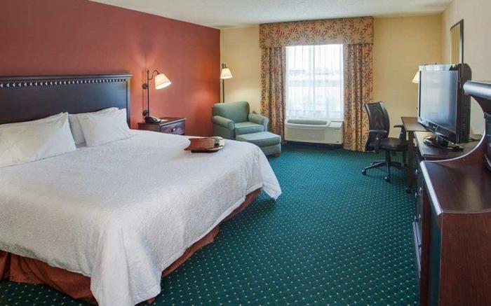 Hampton Inn by Hilton Garden City Long Island