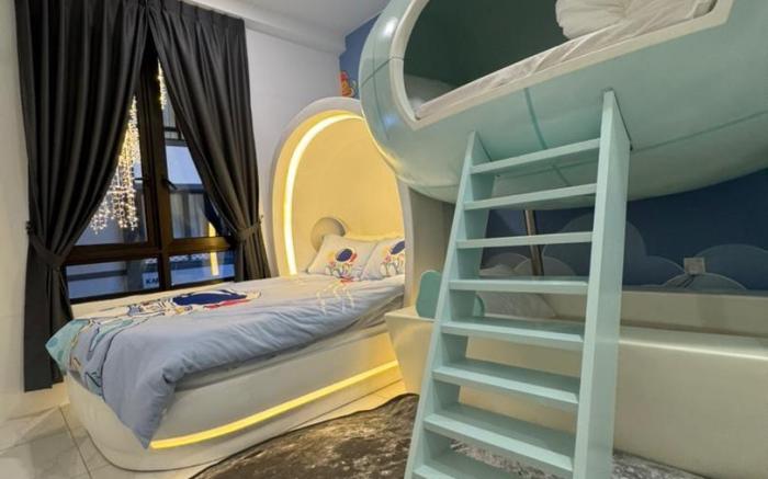 Totoo Homestay SPACESHIp/Kids Friendly/2 bedroom/