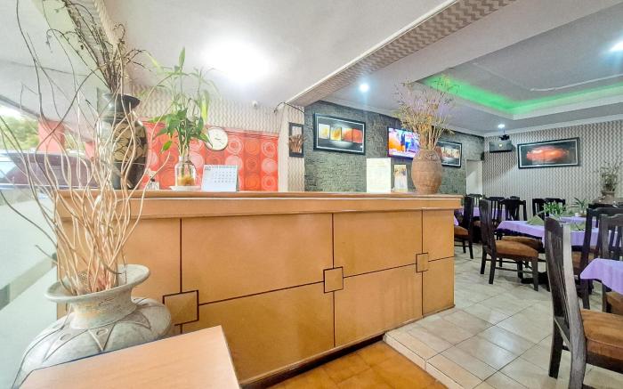 Naratas Hotel Cisarua Puncak Mitra RedDoorz