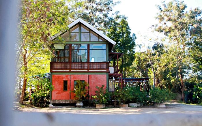 Phu Mi Lum Nao house by Nasi Jampu, Chiang Mai