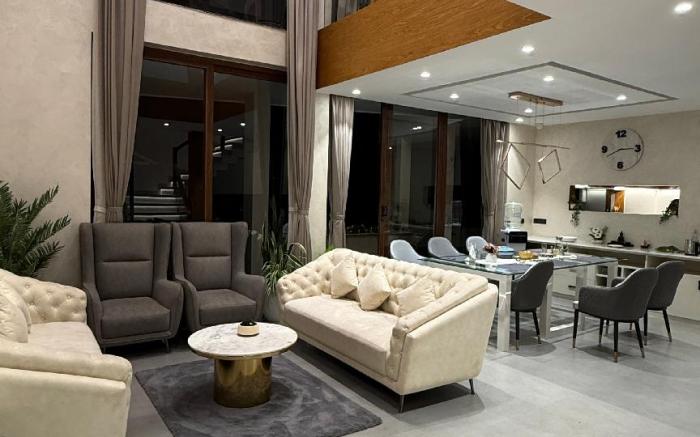 Hills and Hearts Luxury Villa