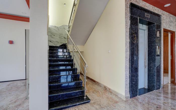 Hotel O Airport Nest