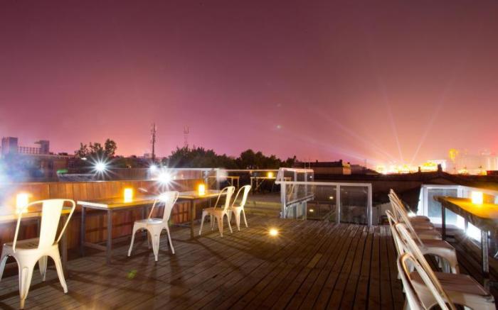 Xian Travelling With Hostel Zhu Que Men