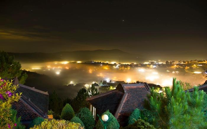 Osaka Hoàng Cung Đà Lạt