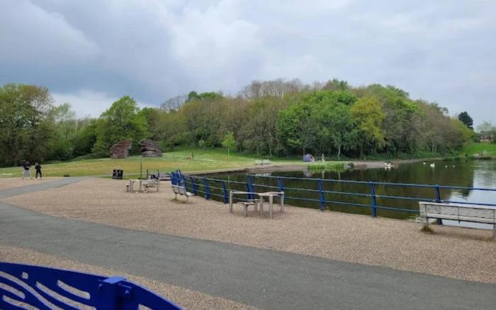 De gold airbnb ldt 1