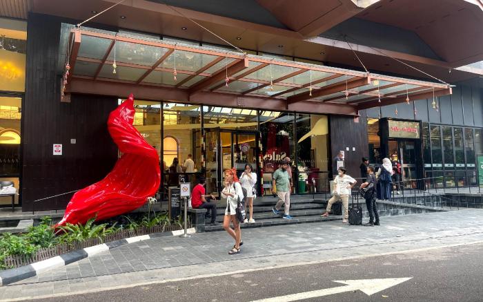 Scarletz suites klcc twin tower by majestic 