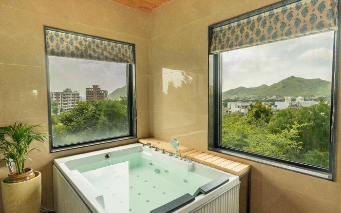 Moti Villa - Nature's Retreat