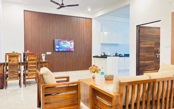 Cozy nook 3bhk stay near Airport WTP JECC