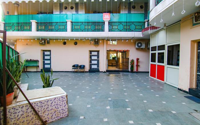 FabHotel Surya Palace 2