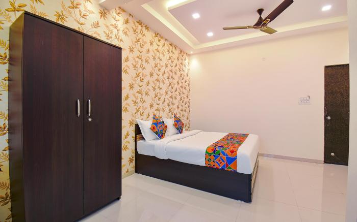 FabHotel Golden Leaf Hinjewadi