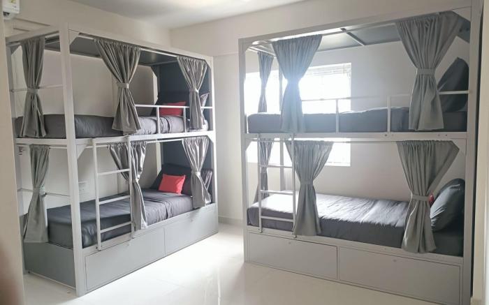 Loop Hostels - HSR