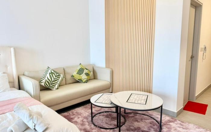 RD 1-6PAX Sunsuria Studio Setia alam home Wi-Fi TV