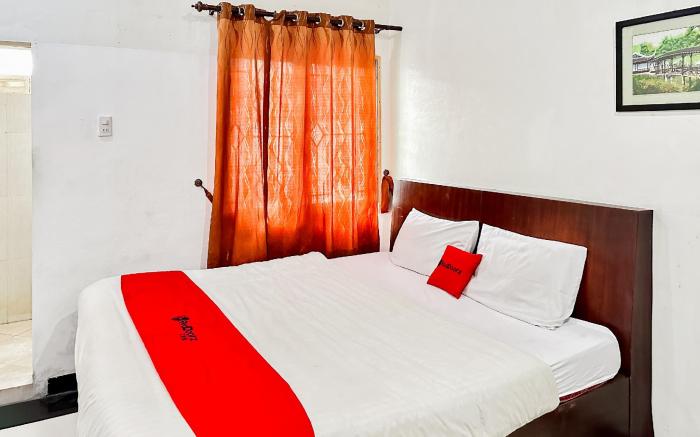 RedDoorz near Gajah Mada Park Medan