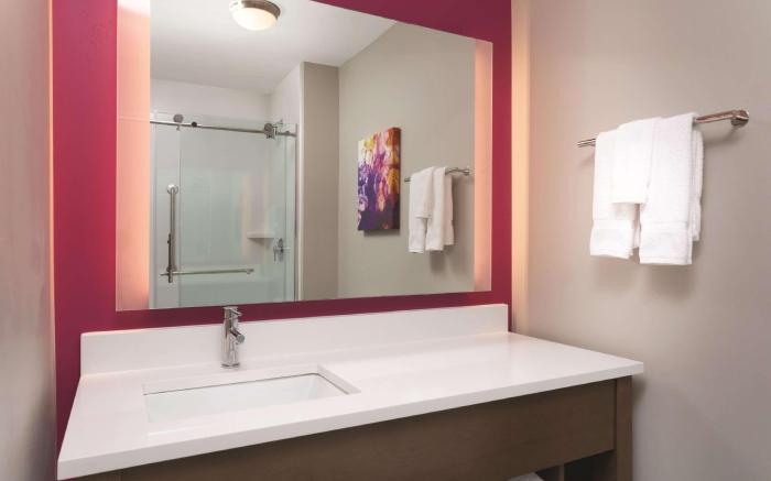 La Quinta Inn & Suites by Wyndham South Jordan