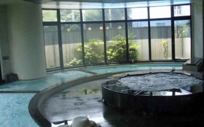 Garland Court Usami Hotel