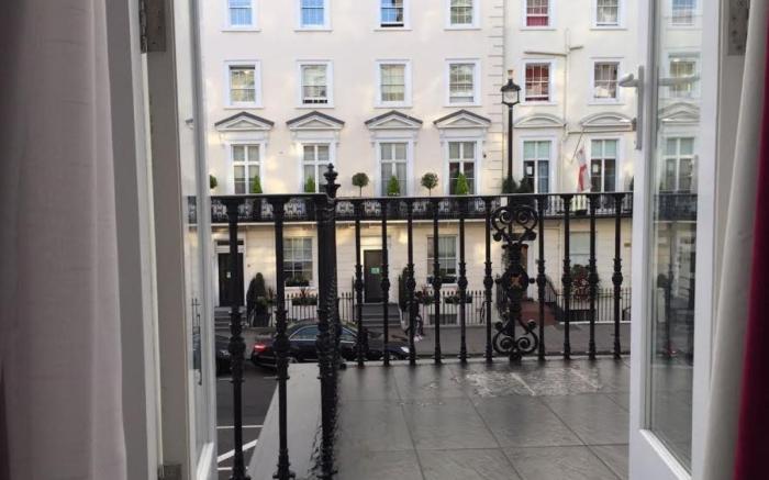The Beverley Hotel London - Victoria