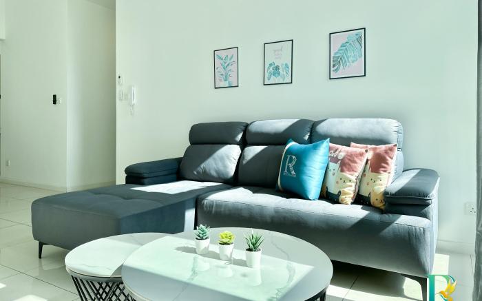 Paradigm Mall. Myles Suite @5Pax by RR JBcity