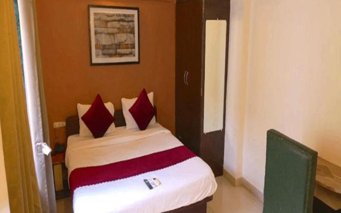 Aradhya Executive Koregoan Park