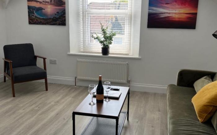 1 Bed Room Flat With Sofa Bed and Full Kitchen