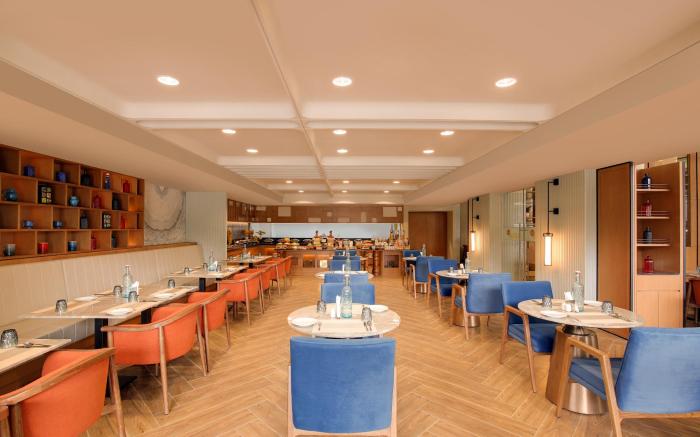 Lemon Tree Hotel, Mall of Dehradun