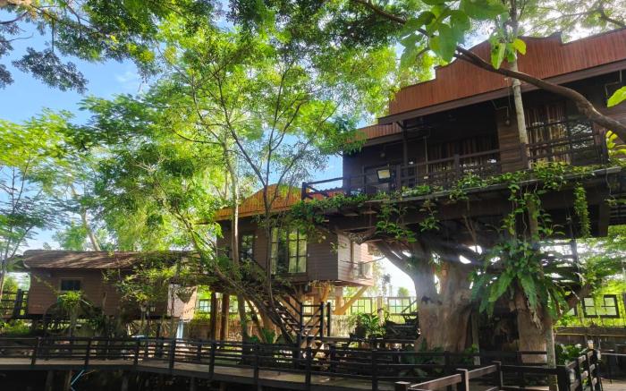 Baan Kru Silp Huahin Cha-am บ้านครูศิลป์หัวหินชะอำ