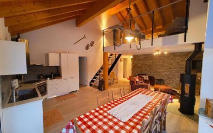 Tga Pilu a cozy and modern chalet on Savognin Ski