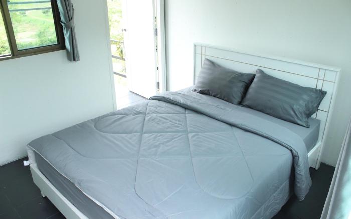 ไร่พอเพียงระเบียงน้ำ and Le Cafe Chaud