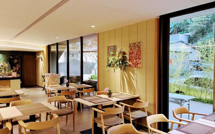 泰湖樓金鬱金香酒店