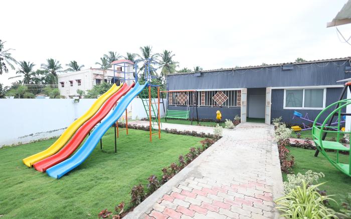 Kumaran Grand Luxury Rooms