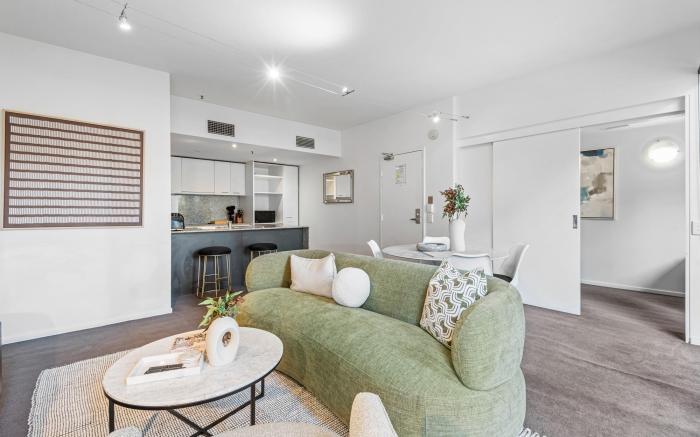 Chic Inner-City Stay with Balcony