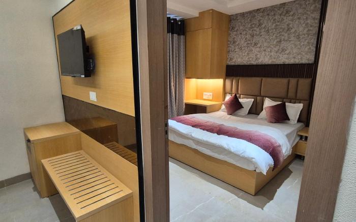 Hotel Somnath Palace 