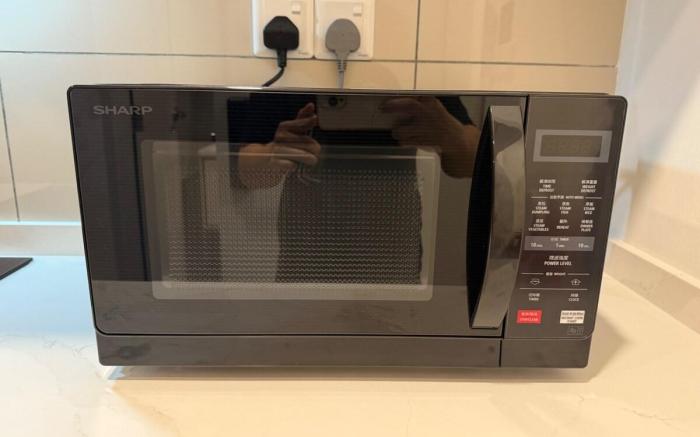 KLCC View Infinity Pool, Kuala Lumpur |Mall •Train