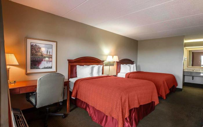 Quality Inn Airport - Southeast