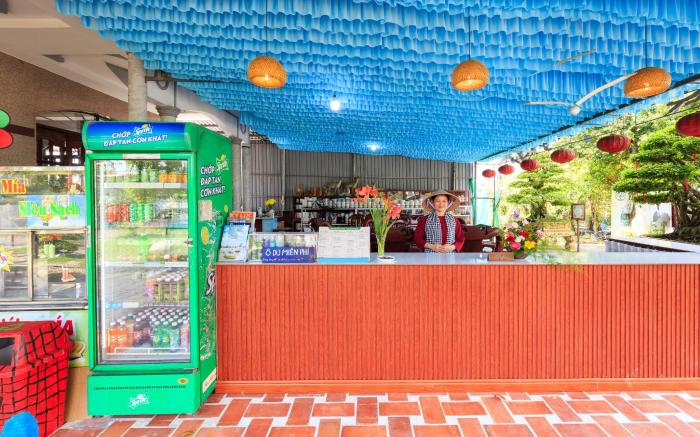 Sadec Farmstay – Bonsai Garden Retreat + Breakfast