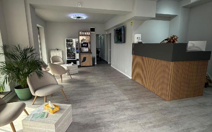 Fly & Stay At George's