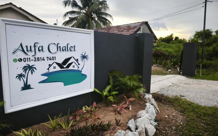 OYO 91244 Aufa Chalet