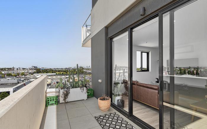 Bright City-View Retreat in the Heart of Preston