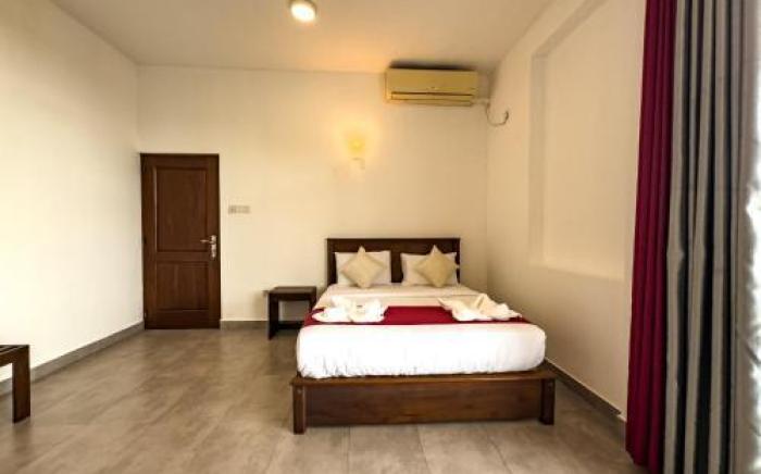 Red Chillies Nature Inn