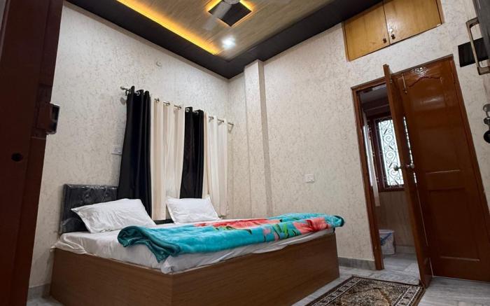 SHRI SHYAM KASHI STAY