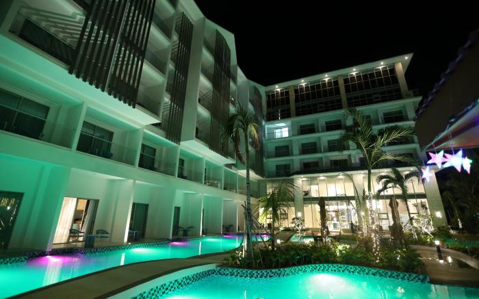 Luxu Hotel and Resort