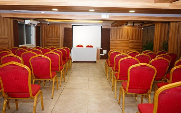 Hotel International, Kolhapur