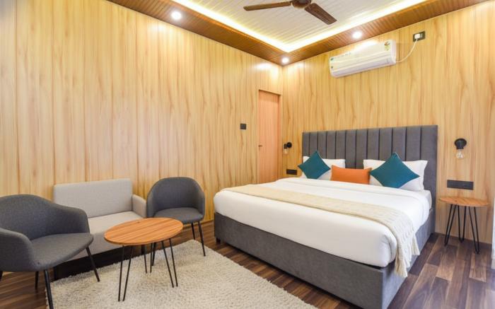 The Homely Homestay Near Pacific Mall, Dehradun